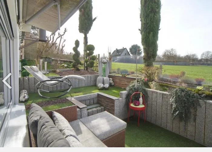Beste Lage In Bochum Sehr Hochwertige, Individuelle Wohnung Als Hotelalternative Mit Suedterrasse, Pkw-Stellplatz, Wallbox U.V.M.